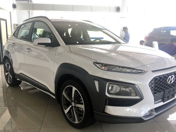Áp lực cạnh tranh với các đối thủ, Hyundai Kona bất ngờ hạ giá sâu
