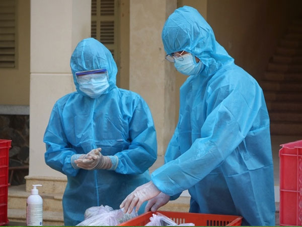 Cô giáo mầm non nghi mắc Covid-19, bệnh viện phong tỏa