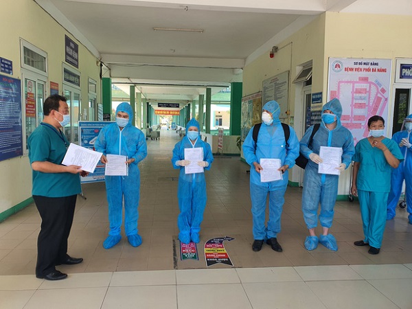 Nữ công nhân ở Đà Nẵng mắc Covid-19 sau 15 ngày cách ly và 4 lần xét nghiệm