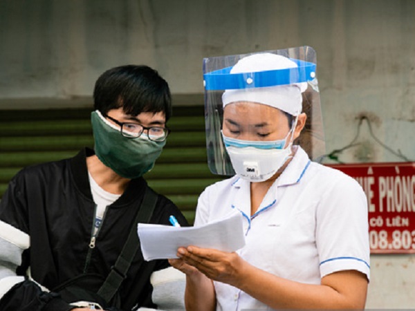 Hà Nội tiếp tục ghi nhận thêm 11 ca dương tính SARS-CoV-2, trong đó có người thu mua sắt vụn về từ Bắc Giang