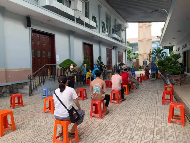 Lấy mẫu và xét nghiệm Covid-19 trên diện rộng toàn TP.HCM
