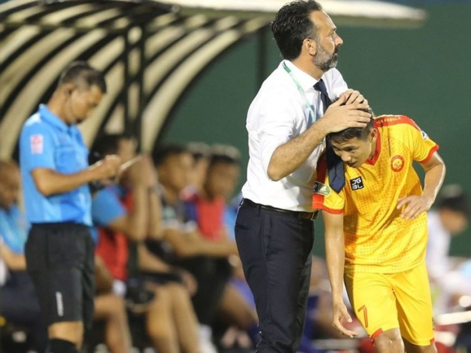 Thanh Hoá đã đền bù 200.000 USD cho HLV Fabio Lopez