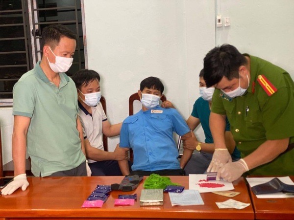 Nguyên Chủ tịch xã mua bán, vận chuyển heroin và 1.600 viên hồng phiến