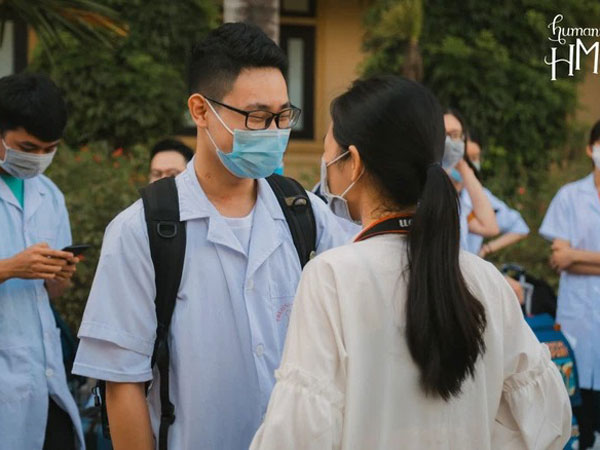 Lá thư bác sĩ trẻ gửi người yêu từ tâm dịch Bắc Giang: 'Anh đi chưa biết bao giờ về, nhưng em đừng buồn'