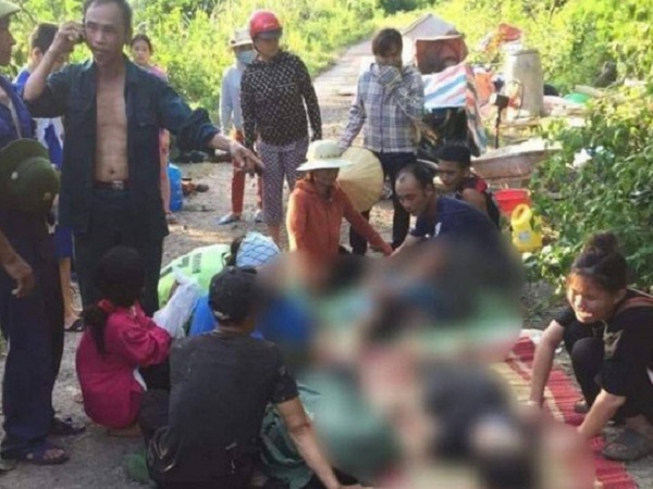 Thấy bạn trượt chân ngã xuống suối, 3 nữ sinh nhảy xuống cứu, cả 4 em tử vong thương tâm