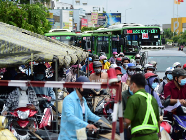 Gò Vấp đang là vùng dịch nguy hiểm, Chủ tịch quận kêu gọi hạn chế ra vào