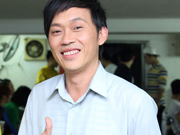 Sau ồn ào 'ngâm' 13,7 tỷ đồng, phía Hoài Linh bắt đầu loạt hoạt động giải ngân: Đã đến 4 địa phương, trao 4,57 tỷ đồng cho bà con vùng lũ