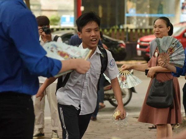 Nóng: Tỉnh đầu tiên bỏ kỳ thi vào lớp 10 vì dịch Covid-19