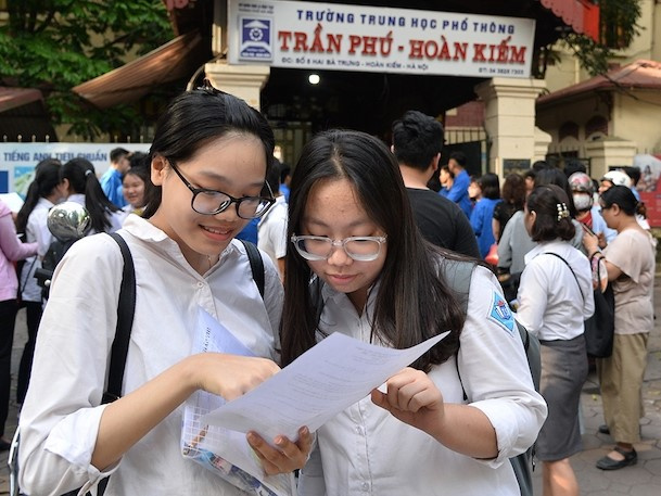 Hà Nội lùi lịch thi, giảm thời gian làm bài thi vào lớp 10