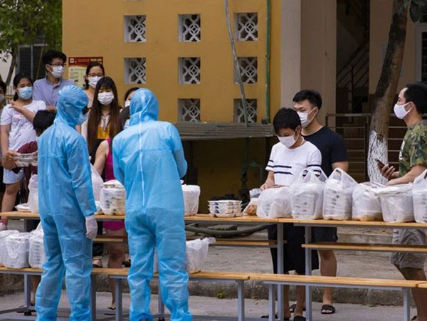 Phẫn nộ trước du học sinh la làng 'ăn cướp' khi đóng hơn 6 triệu phí cách ly 22 ngày: Tiền đó sang Nhật sống được mấy ngày?
