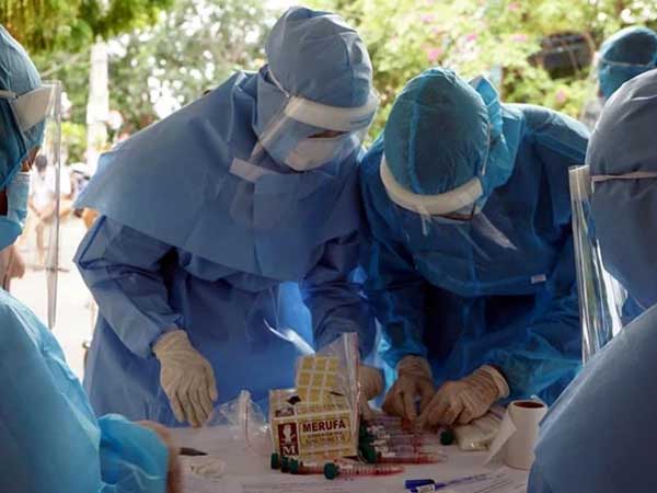 TP.HCM: Yêu cầu tất cả bệnh nhân nội trú xét nghiệm COVID-19, bệnh nhân chưa có kết quả xét nghiệm nằm buồng riêng