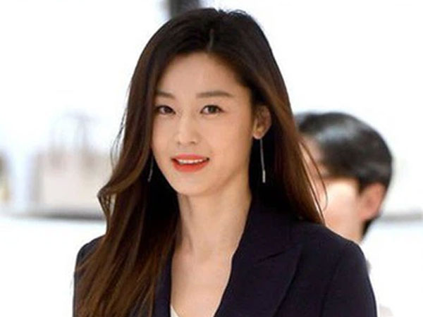 1 nhân vật đặc biệt tiết lộ tình tiết bất ngờ giữa scandal ly hôn của Jeon Ji Hyun với chồng CEO công ty 7400 tỷ