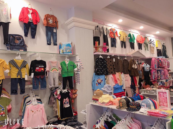 Mở shop bán quần áo trẻ em, cô gái phát mệt vì liên tục phải giảm giá cho chị của người yêu