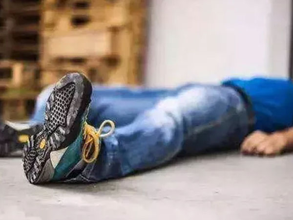 Sang nhà hàng xóm tránh nắng nóng, người đàn ông tử vong trong lúc ngủ