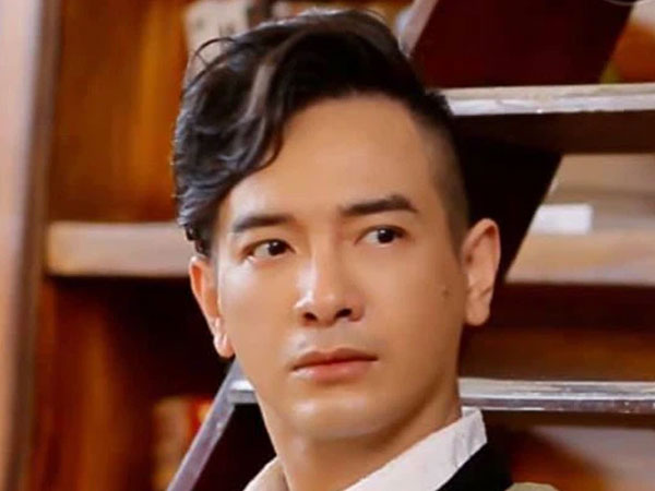 Ca sĩ Việt Quang người tím tái, mê sảng vì viêm phổi nặng