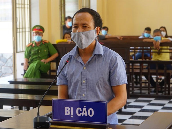 Trưởng chi nhánh công ty chiếm đoạt 542 triệu để tiêu xài, đánh bạc