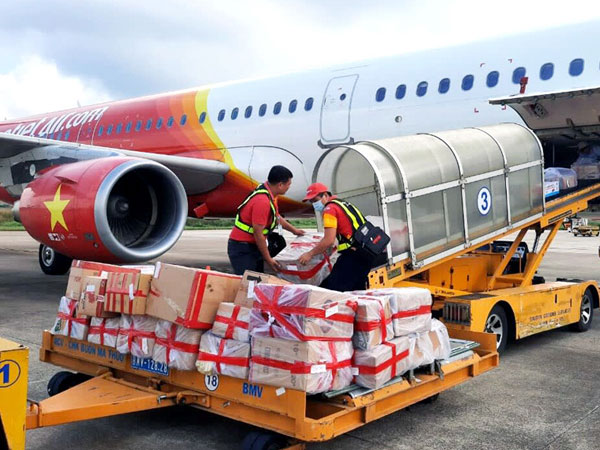 Hàng không giữa khủng hoảng, có một cửa sáng kiếm lãi lớn