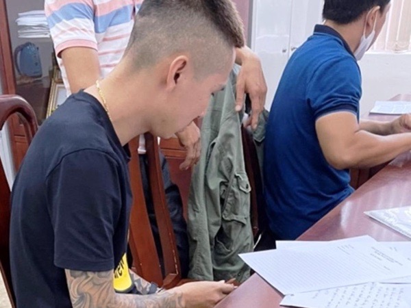 Phá đường dây ‘ship’ ma tuý liên tỉnh bằng xe khách