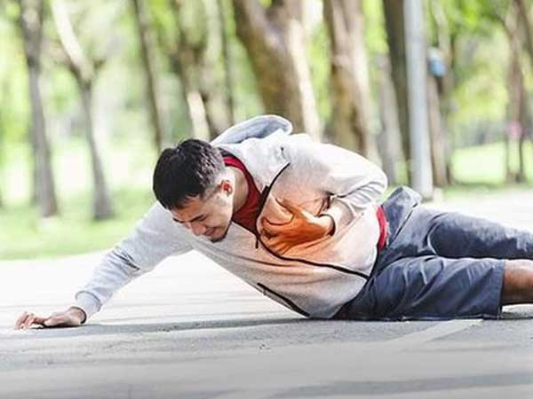 Vì sao người trẻ dễ bị đột tử khi chơi thể thao?