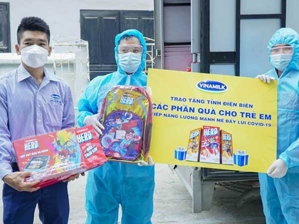 Quỹ sữa Vươn cao Việt Nam và hành trình mang sữa đến với trẻ em Điện Biên giữa đại dịch