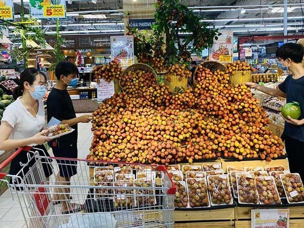 Đại gia ồ ạt ‘chốt đơn’, hơn 5 vạn tấn vải thiều Bắc Giang hết vèo