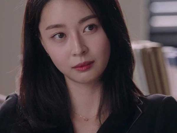 Anh tôi vừa mất được một tháng, chị dâu liền 'hiện nguyên hình'