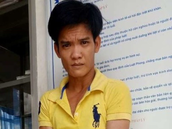 Đến nhận bản án tù, bị cáo 'ngứa nghề' trộm luôn tiền trong phòng thư ký tòa