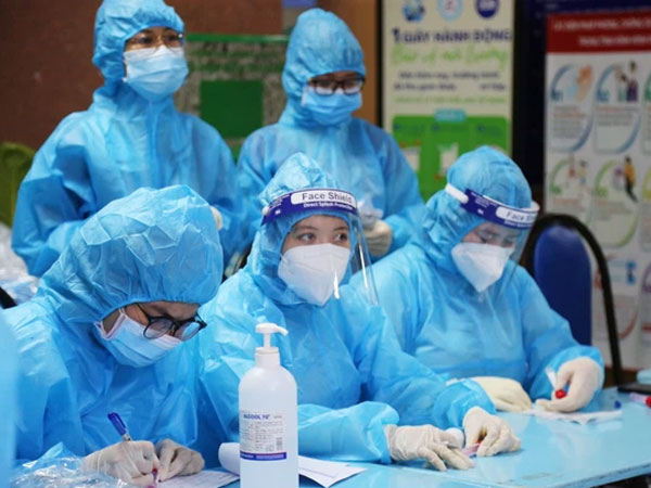 Một người đàn ông tổ chức cuộc nhậu tại quận 12, phát hiện 6 ca dương tính SARS-CoV-2