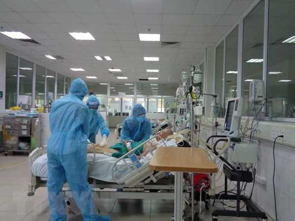 Nóng: 3 nhân viên dương tính, BV Bệnh nhiệt đới TPHCM tạm phong tỏa 'nội bất xuất, ngoại bất nhập'