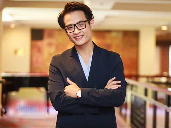 Ngồi ăn cơm bỗng xót xa bàn chuyện Sài Gòn oằn mình vì dịch, gia đình Hà Anh Tuấn đồng lòng quyên góp luôn 25 tấn gạo cho người dân