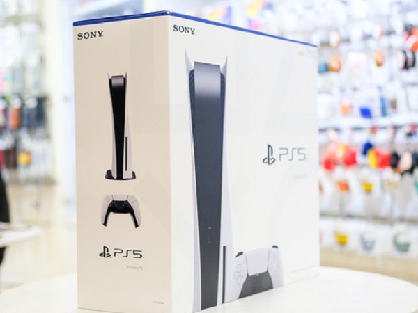 'Khó' như mua PS5 chính hãng tại VN: Đắt hơn giá Sony niêm yết tới 9 triệu, thà mua hàng xách tay còn hơn!