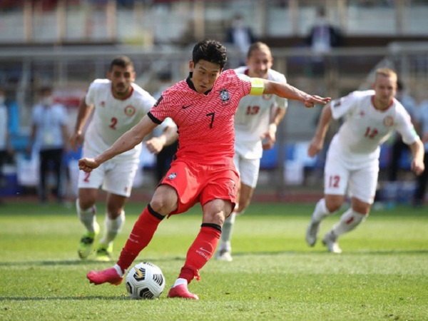 Nóng: Siêu sao Son Heung-min ghi bàn, Hàn Quốc giúp Việt Nam rộng cửa đi tiếp ở vòng loại World Cup 2022