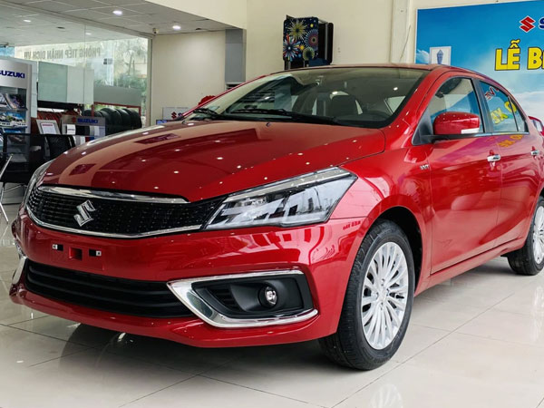 Suzuki Ciaz giảm giá 70 triệu tại đại lý: Chỉ hơn Kia Morning 25 triệu đồng, cạnh tranh Toyota Vios bản dịch vụ