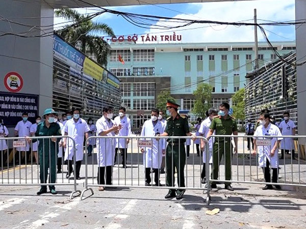 Video: Bệnh viện K Tân Triều dỡ phong tỏa