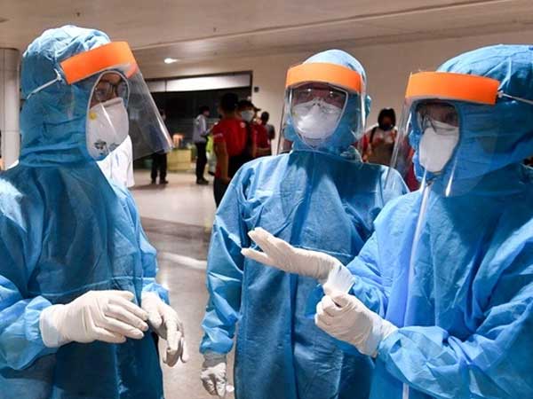 NÓNG: Bình Dương phát hiện thêm 12 trường hợp dương tính với SARS-CoV-2