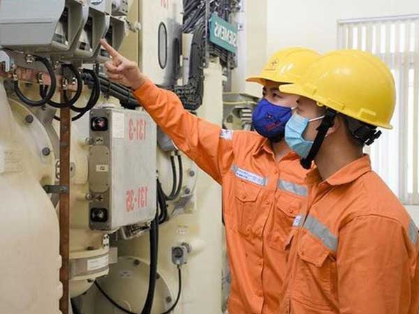 Lại diễn ra đợt nắng nóng, hoá đơn tiền điện tăng gấp đôi, gấp ba