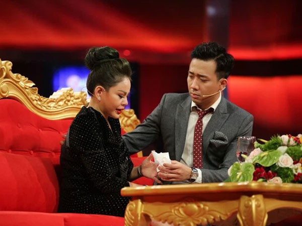Rầm rộ phát ngôn chấn động của Lê Giang tại show Trấn Thành làm MC, nói gì mà NS Duy Phương phải khởi kiện và được đền 400 triệu?