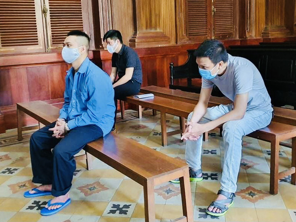Xử 2 cán bộ công an ở TP HCM nhận hối lộ bảo kê tụ điểm dùng ma túy