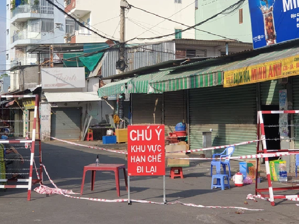 TP.HCM: Phong tỏa một phần chợ Cây Sộp ở quận 12, cách ly 34 hộ dân vì có ca F0