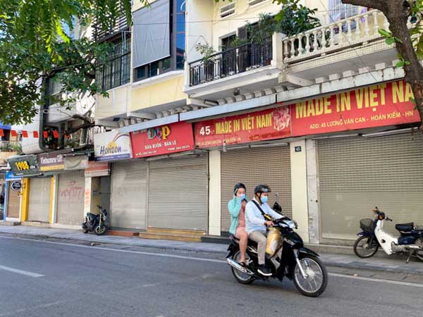 'Mặt tiền vàng' ở Hà Nội 'đại hạ giá' nhưng vẫn ế khách