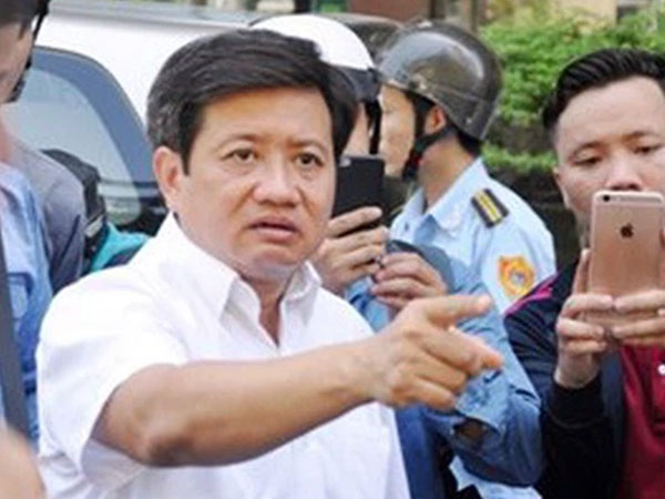 Bị mắng 'không hỏi Sài Gòn được một câu' mà mải đi từ thiện, ông Đoàn Ngọc Hải liền đáp trả cực rắn