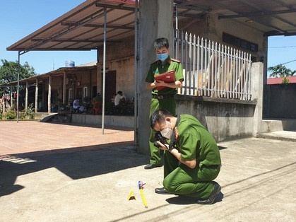 Bắc Giang: Đấm cán bộ phòng dịch Covid-19, chở em họ là F1 định trốn cách ly