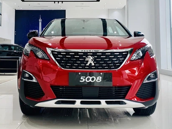 Peugeot 3008 và 5008 xả kho chờ bản mới: Giảm đến 150 triệu đồng, 5008 rẻ ngỡ ngàng so với Santa Fe