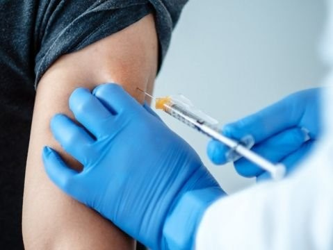 Vụ nam giáo viên 26 tuổi tử vong sau tiêm vaccine Covid-19: Sở Y tế Hà Nội nói gì?