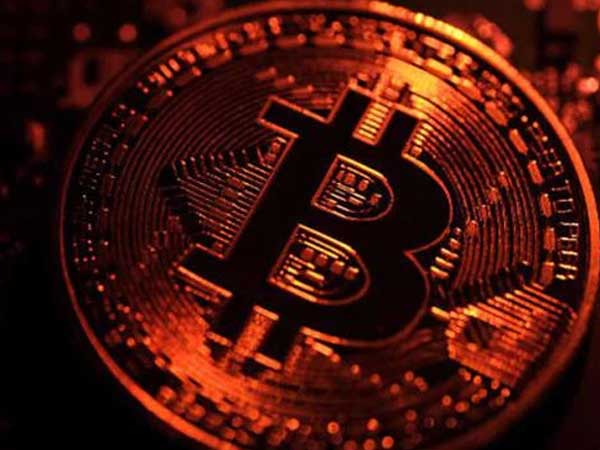Bitcoin bị ví như 'thuốc chuột', vẫn có dự báo lên 100.000 USD vào cuối năm
