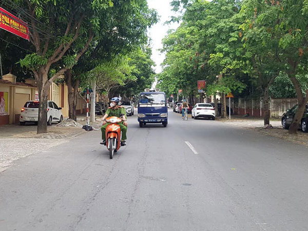 Con trai 4 tuổi dương tính SARS-CoV-2 sau khi mẹ mắc Covid-19
