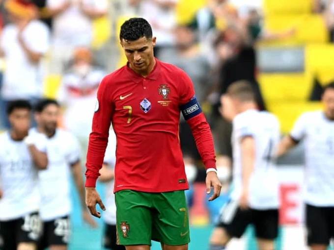 Ronaldo và cái dớp đáng quên trước ĐT Pháp