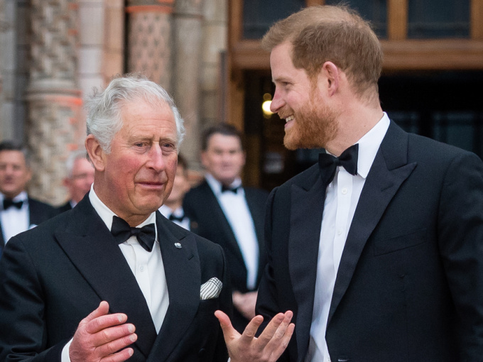 Cáo buộc cha ruột không chu cấp tiền, vợ chồng Harry - Meghan bị vạch mặt dối trá