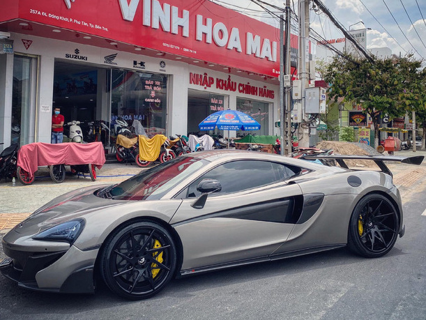 McLaren 570S bản độ độc từng qua tay Nguyễn Quốc Cường và Tống Đông Khuê sang tay đại gia Bến Tre