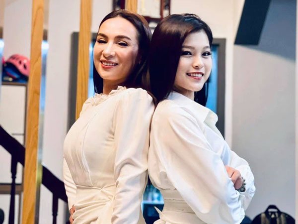 Con gái nuôi Phi Nhung viết tâm thư gửi Hồ Văn Cường, hé lộ chuyện mẹ nuôi bật khóc vì loạt lùm xùm